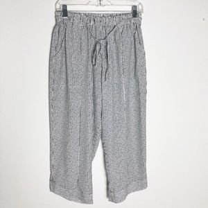 [Ninie] Loose Fitting Crop Striped Soft Pa…